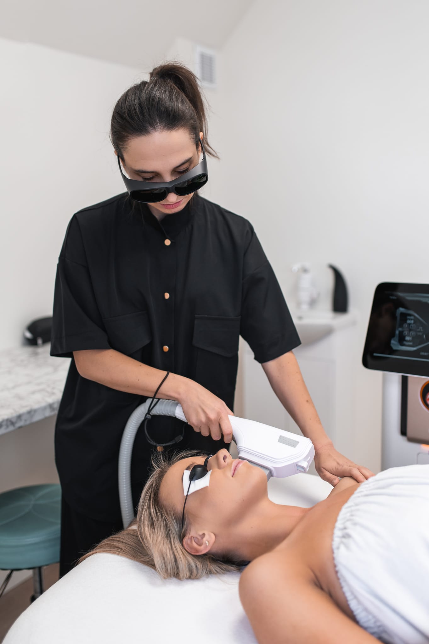 Zabiegi aparaturowe premium - Część Piękna Malbork